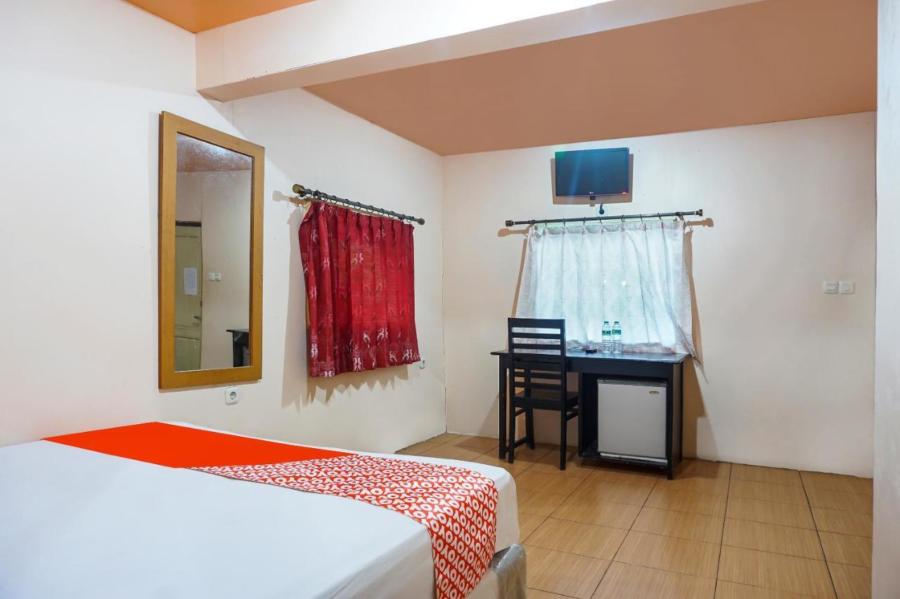 Oyo 90923 Makassar Cottage Balangberu 外观 照片